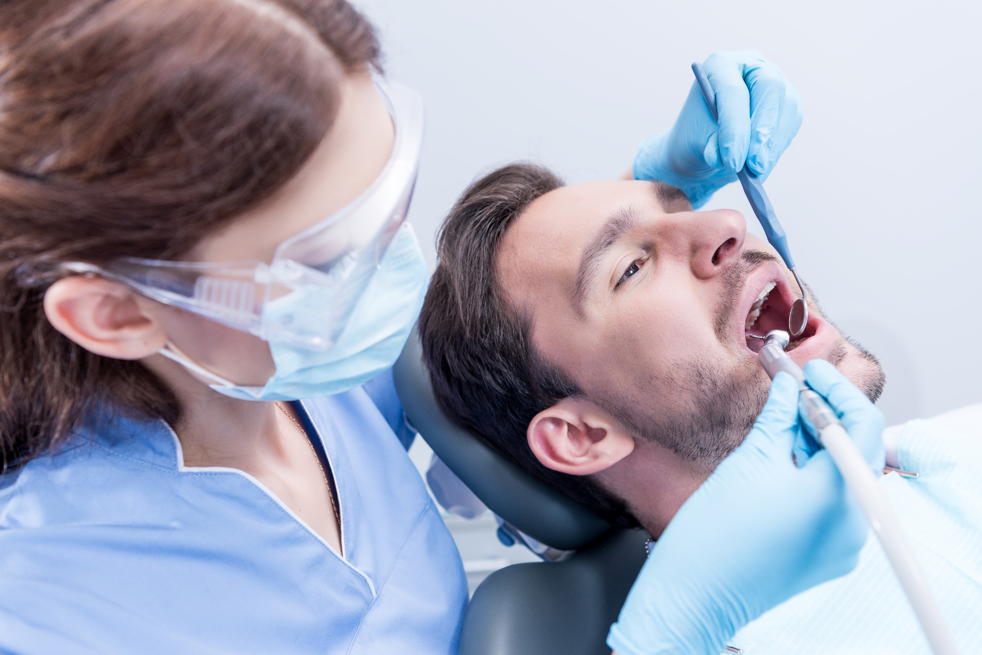 Il Dentista: l'importanza di una Corretta Igiene Orale